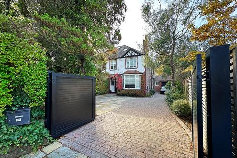 5 bedroom semi-detached house for sale, Hale Road, Hale