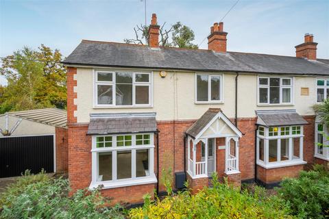 4 bedroom semi-detached house for sale, New Road, Ascot