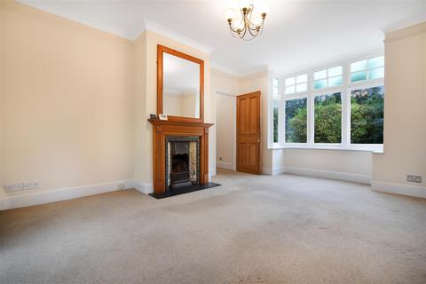 4 bedroom semi-detached house for sale, New Road, Ascot