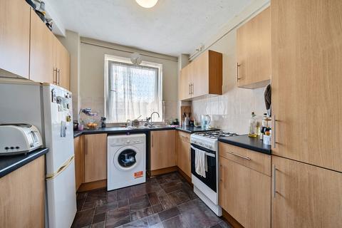 3 bedroom flat for sale, Neptune Street, London, SE16