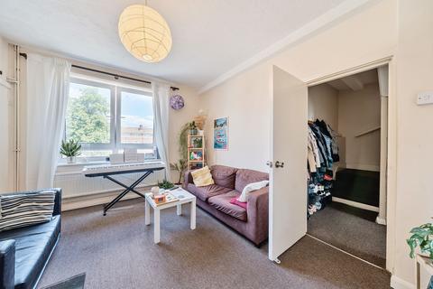 3 bedroom flat for sale, Neptune Street, London, SE16