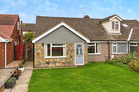 3 bedroom semi-detached bungalow for sale, Whitfields, Stanford-Le-Hope, SS17