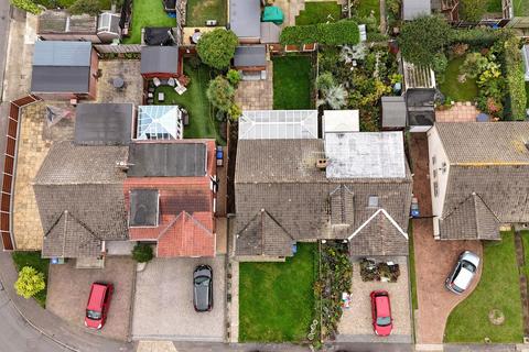 3 bedroom semi-detached bungalow for sale, Whitfields, Stanford-Le-Hope, SS17