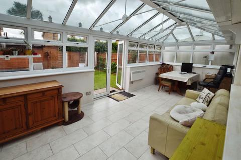 5 Whitfields, Stanford-le-hope, SS17 0BJ