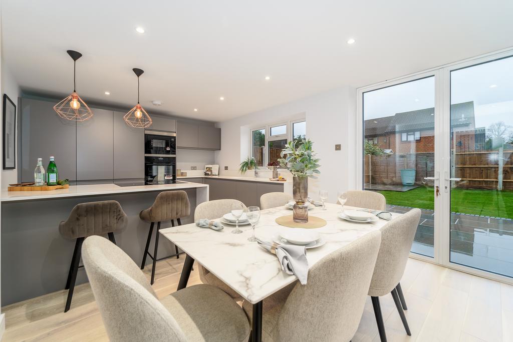 Kitchen   Dining
