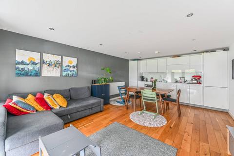 2 bedroom flat for sale, Offenham Road, Brixton, London, SW9