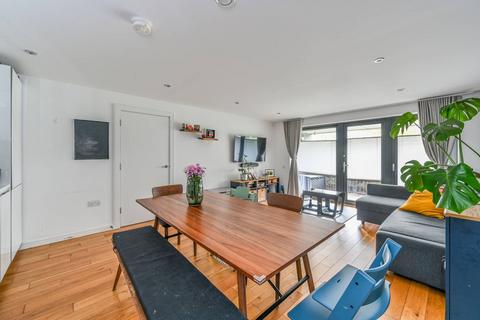 2 bedroom flat for sale, Offenham Road, Brixton, London, SW9