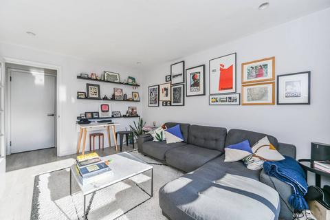 1 bedroom flat for sale, Saperton Walk, Kennington, London, SE11