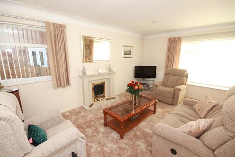 3 bedroom bungalow for sale, Seacroft Crescent, Southport, Sefton, PR9