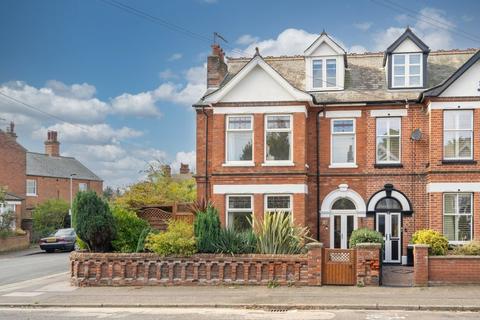 5 bedroom semi-detached house for sale, Corton Road, Lowestoft