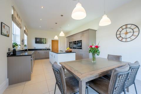 6 bedroom detached house for sale, Reepham