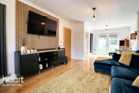 20 Hollymount, Retford, DN22 6BF
