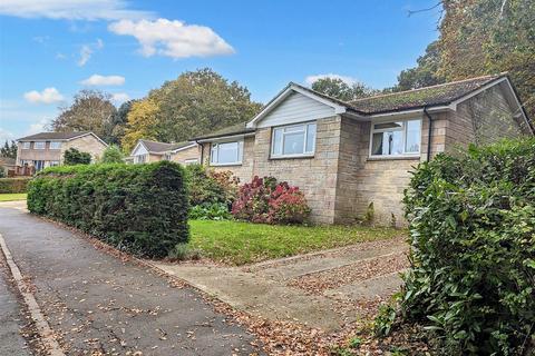 3 bedroom detached bungalow for sale, Quarr Place, Ryde, PO33 4EW