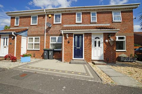 2 bedroom terraced house to rent, Cowslip Close, Gosport PO13