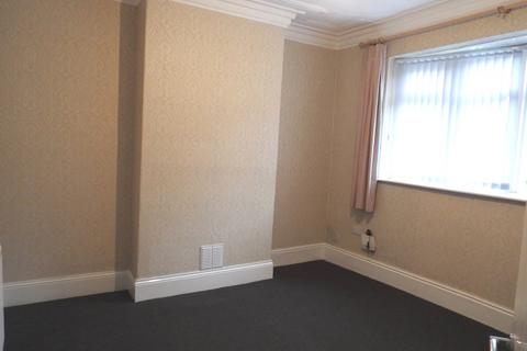 3 bedroom terraced house to rent, 14 May Street