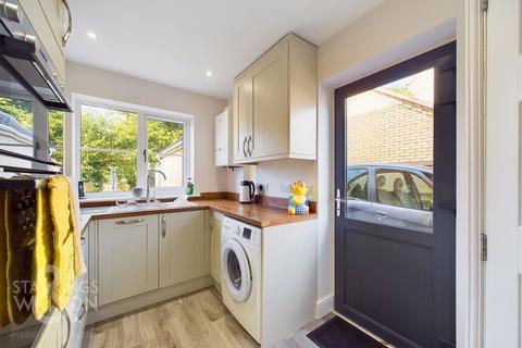 54 Cranes Meadow, Harleston, IP20 9BY