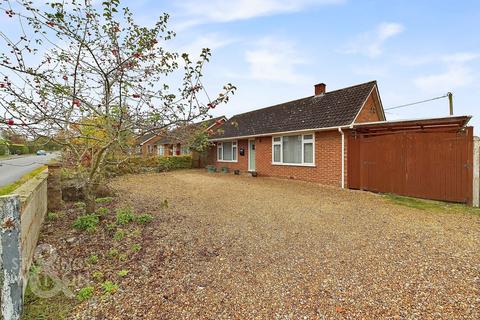 2 bedroom detached bungalow for sale, Hall Lane, Wacton, Norwich