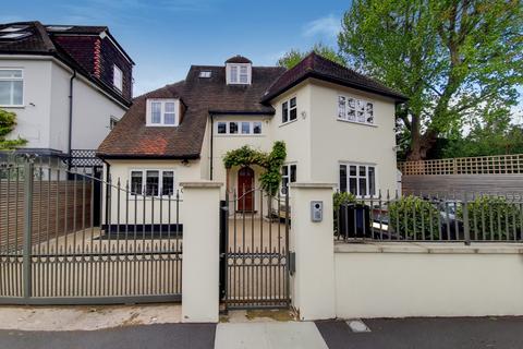 5 bedroom detached house to rent, Parke Road, Barnes, London