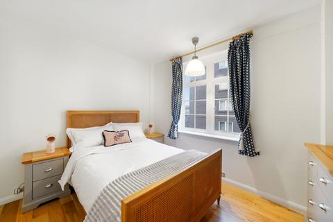 1 bedroom flat to rent, Langford Court, 22 Abbey Road, St John's Wood, London