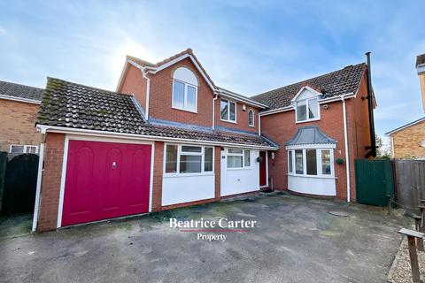 4 bedroom detached house for sale, Miles Hawk Way, Bury St. Edmunds IP28