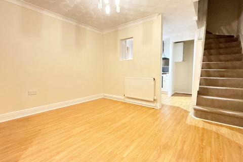 1 bedroom end of terrace house to rent, Chiltern Avenue