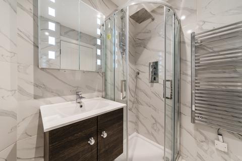 2 bedroom flat to rent, St Elmo Road, W12
