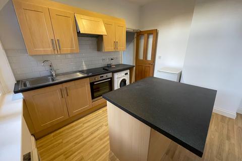 1 bedroom apartment to rent, Bute Street - Central Luton - duplex split level one bed with courtyard - LU1