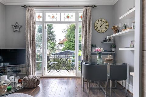Flat 2, 19 Drewstead Road, London, SW16 1LY