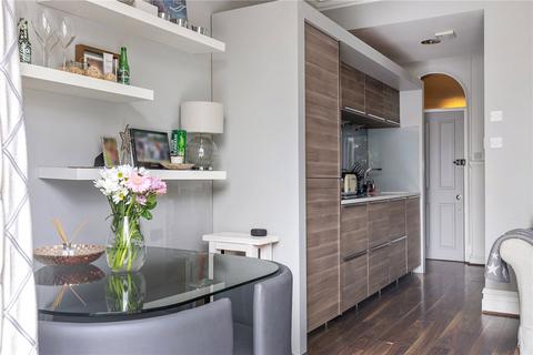 Flat 2, 19 Drewstead Road, London, SW16 1LY