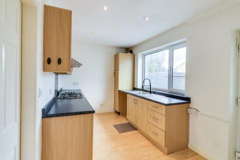 3 bedroom terraced house for sale, Kirk Lane, Yeadon, Leeds, West Yorkshire, LS19