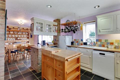 3 bedroom detached house for sale, Tenterden Road, Golford, Cranbrook, Kent, TN17 3PA