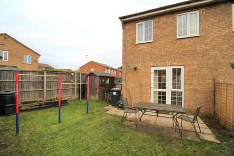 24 Laxton Close, Luton, LU2 8SJ