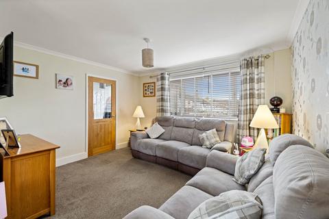 51 Eastfields, Folkestone, CT19 5RU