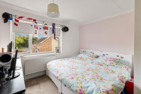 51 Eastfields, Folkestone, CT19 5RU