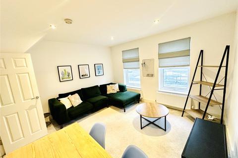Flat 2, 55 Edridge Road, Croydon, CR0 1EG
