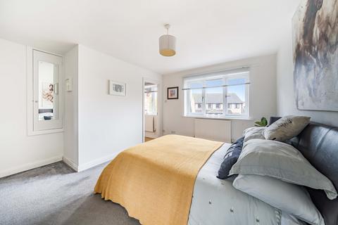 8 Aubrey Rise, Malmesbury, SN16 9XN