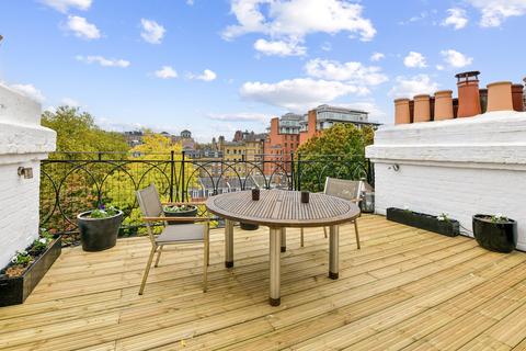 3 bedroom penthouse to rent, Green Street, Mayfair, London