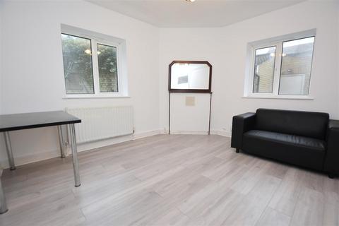 2 bedroom flat for sale, Baltic Close, Colliers Wood SW19