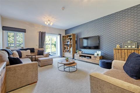 5 bedroom detached house for sale, Alice Gardens, Rochford, Essex, SS4