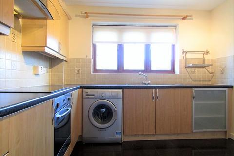 2 bedroom flat to rent, LOANCROFT GATE, UDDINGSTON G71