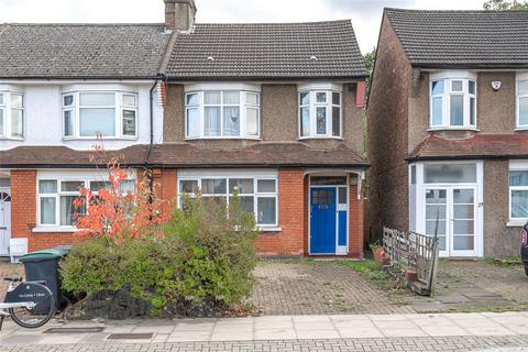 3 bedroom terraced house for sale, Durnsford Road, London, N11