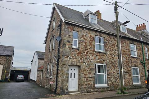 4 bedroom semi-detached house to rent, South Molton EX36