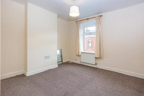 2 bedroom terraced house to rent, Croft Road, Lancashire PR6