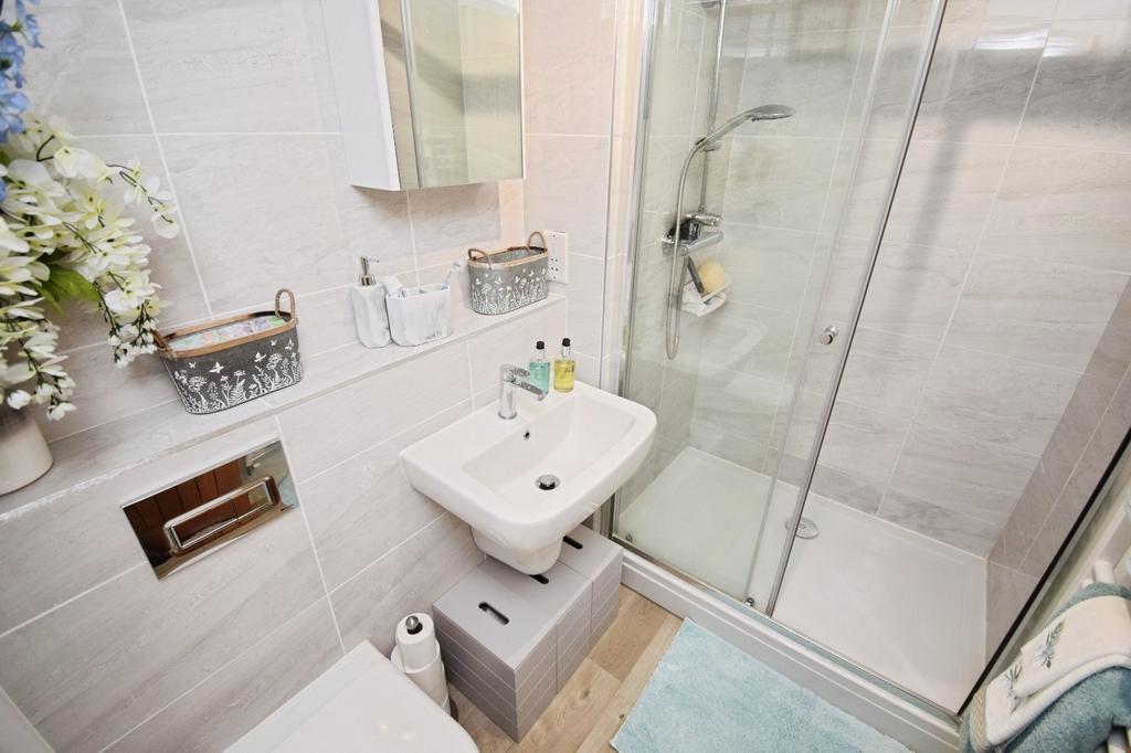 Ensuite