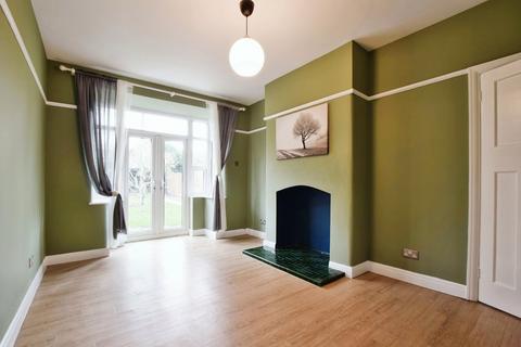 13 Heyridge Drive, Manchester, M22 4HB