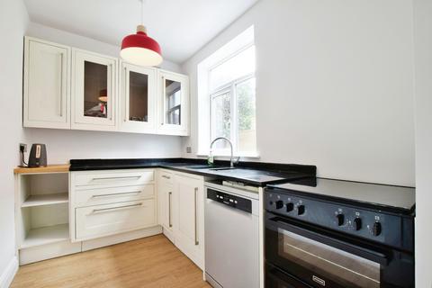 13 Heyridge Drive, Manchester, M22 4HB