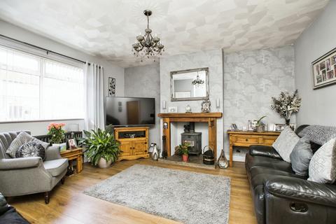 3 bedroom end of terrace house for sale, Sandbeds Terrace, West Yorkshire HX2