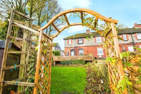 3 bedroom end of terrace house for sale, Sandbeds Terrace, West Yorkshire HX2