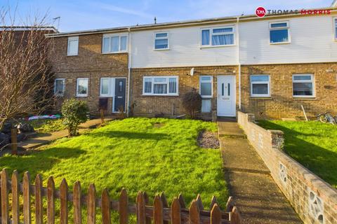 3 bedroom terraced house for sale, Knights Close, St. Neots PE19