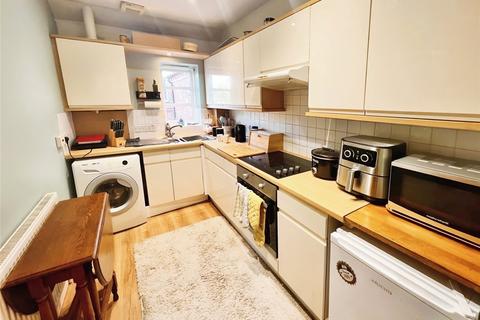 2 bedroom flat for sale, Brewhouse Court, Lichfield WS13